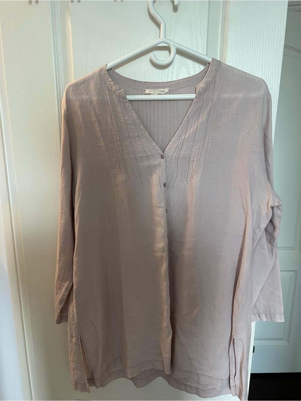 Eileen Fisher Light Rose V-Neck women’s Tunic shirt